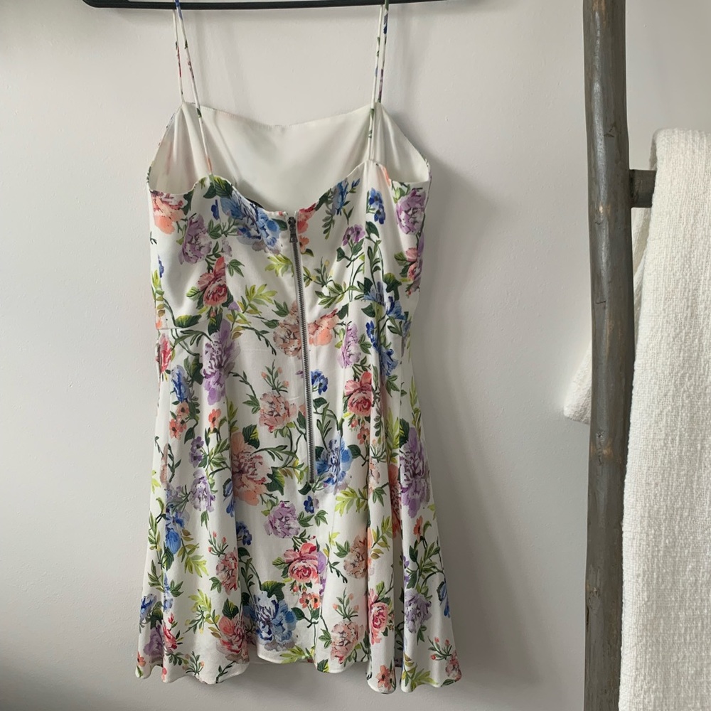 Alice and Olivia Trixie Floral Mini Dress - Picture 6 of 9